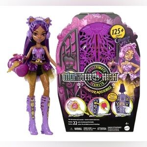 NIB - Monster High - Skulltimate Secrets Monster Mysteries ‘Clawdeen Wolf’